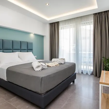 Hotell New Azzurro Deluxe *