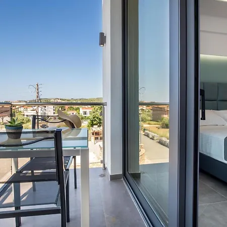 Hotell New Azzurro Deluxe *