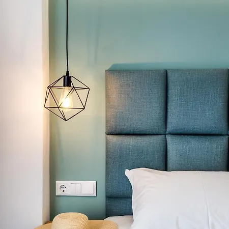 New Azzurro Deluxe Hotel